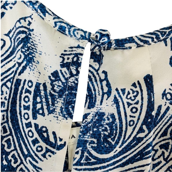 Banana Republic Halter Top Sz.S 100%Silk White Blue Floral Paisley Summer - Picture 3 of 10